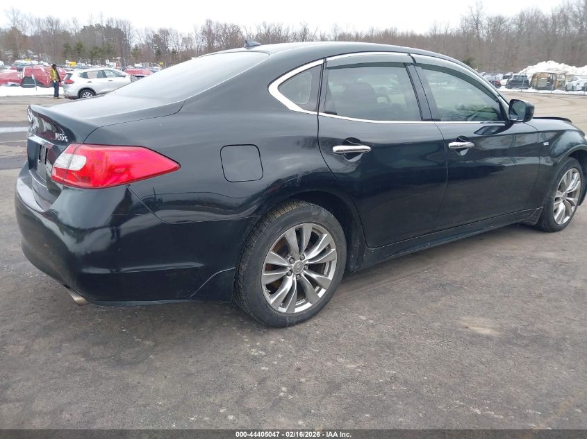 2011 Infiniti M56X