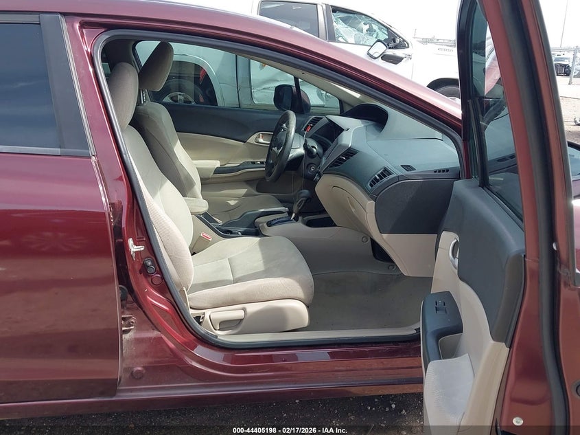 2012 Honda Civic 1.8 Lx brown Lot 111044405198 Vin 19XFB2F55CE062332