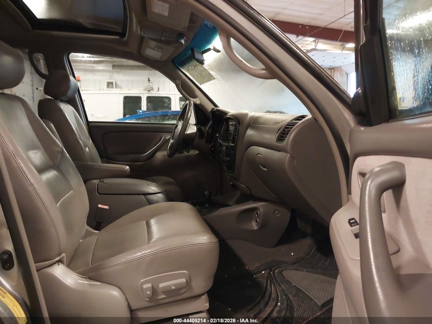 2004 Toyota Sequoia Sr5 V8