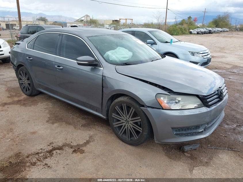2014 Volkswagen Passat 1.8T Se