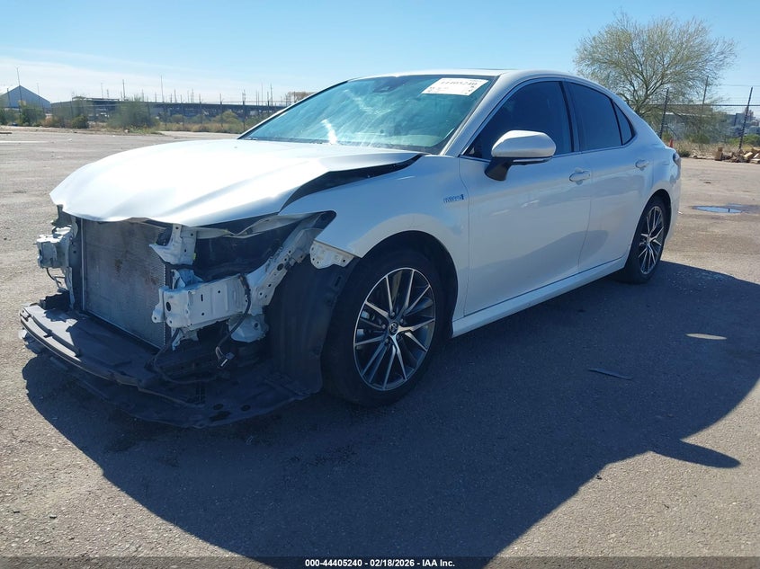 2021 Toyota Camry Xle Hybrid