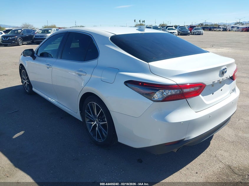 2021 Toyota Camry Xle Hybrid