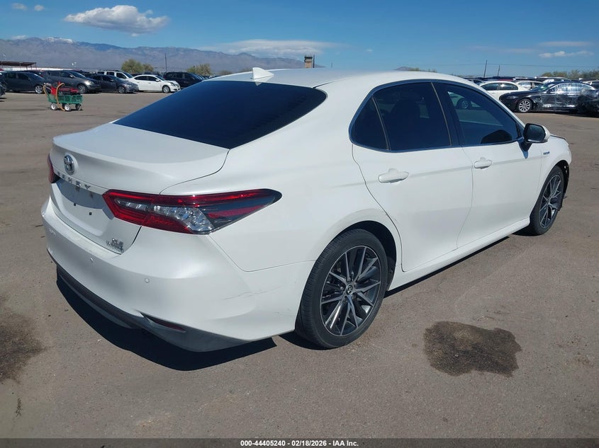 2021 Toyota Camry Xle Hybrid