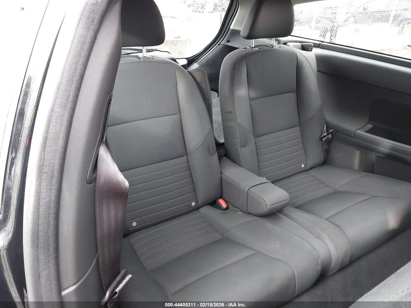 2013 Volvo C30 T5/T5 Platinum/T5 Premier/T5 Premier Plus/T5 R-Design/T5 R-Design Platinum/T5 R-Design Premier VIN: YV1672MK6D2302023 Lot: 44405311