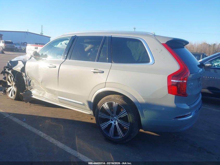2024 Volvo Xc90 Recharge Plug-In Hybrid T8 Plus Bright Theme 7-Seater