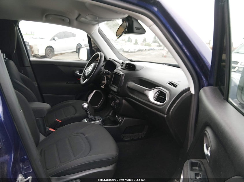 2018 Jeep Renegade Latitude Fwd