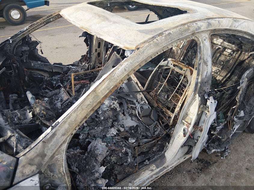 2012 Mercedes-Benz Cls 550 4Matic VIN: WDDLJ9BB8CA047620 Lot: 44405344