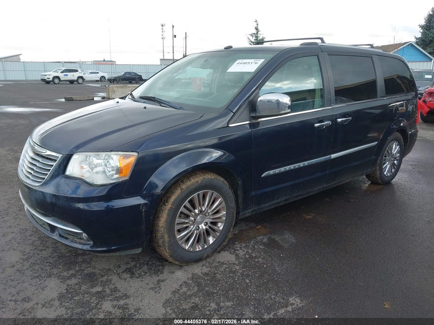 2011 Chrysler Town & Country Limited