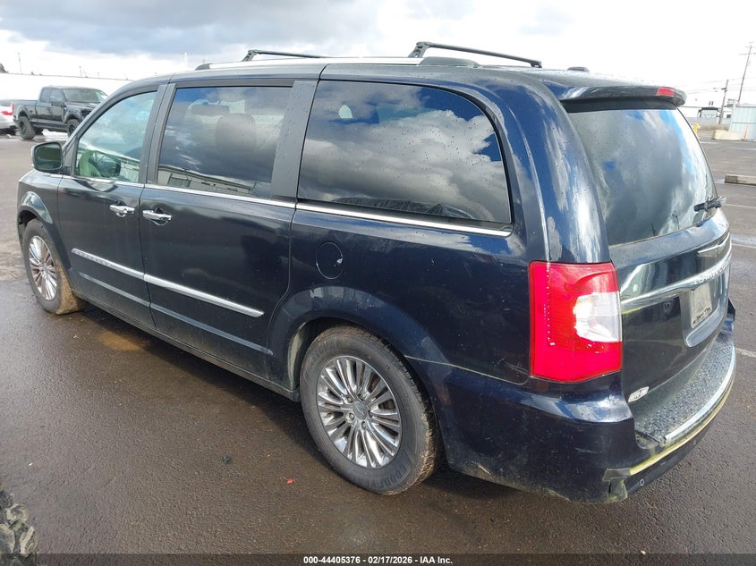 2011 Chrysler Town & Country Limited