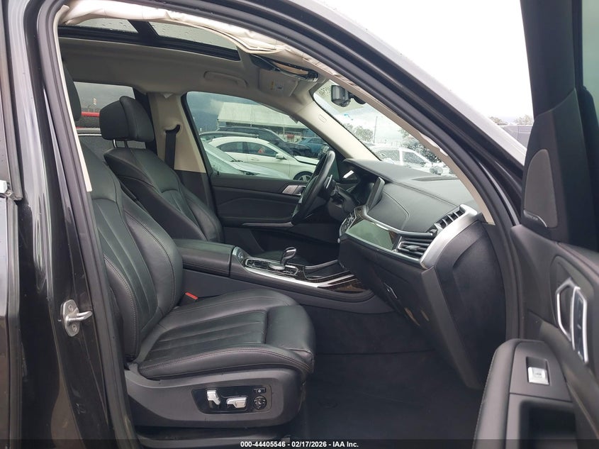 2020 BMW X7 xDrive40I