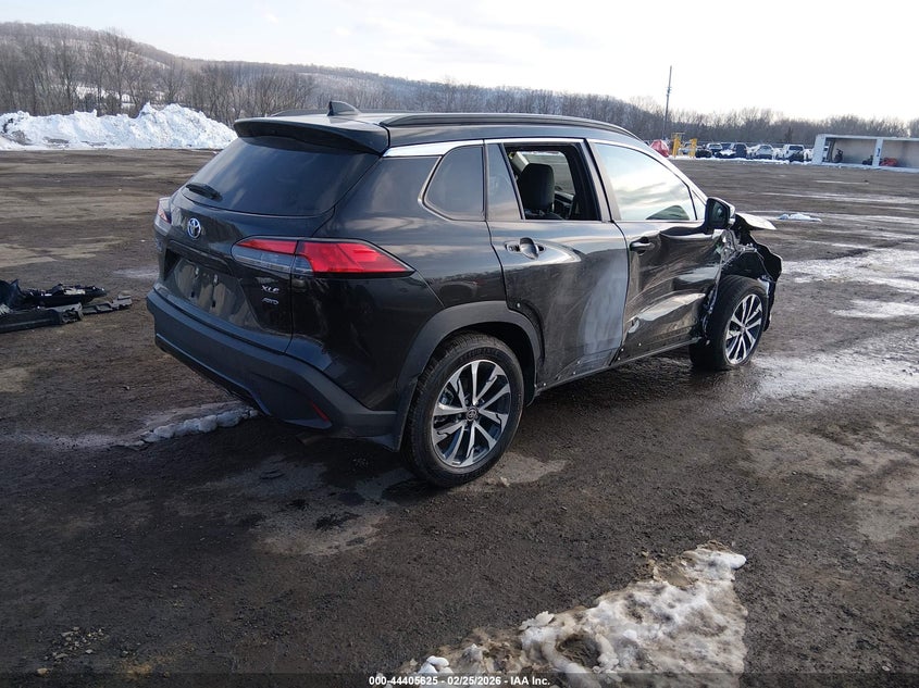 2025 Toyota Corolla Cross Xle