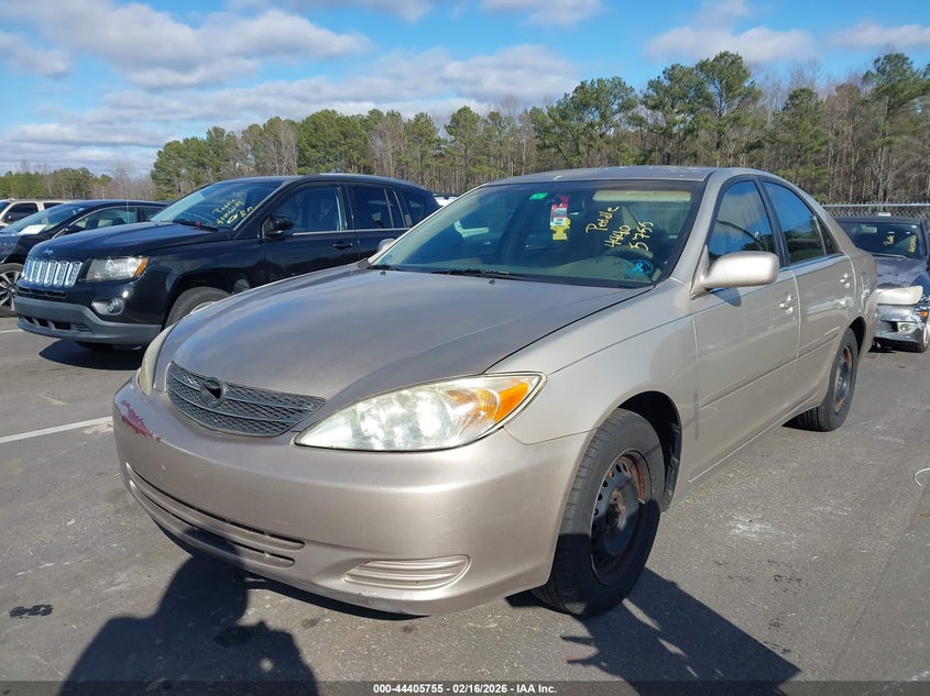 2004 Toyota Camry Le