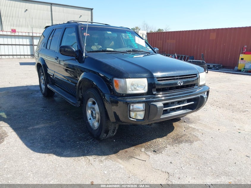 JNRAR07Y1YW082545 INFINITI QX4 Photo 1