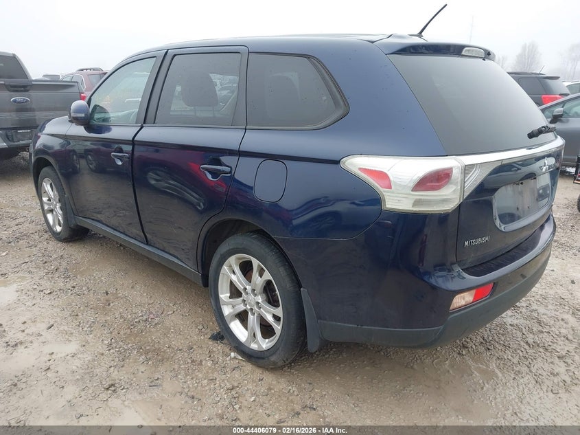 2014 Mitsubishi Outlander Se