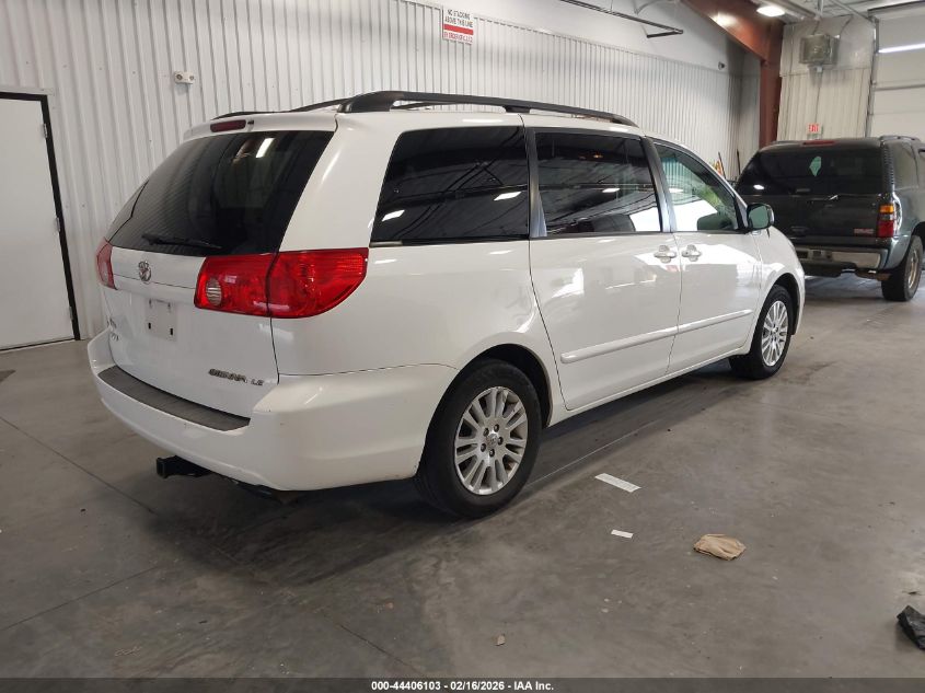 2010 Toyota Sienna Le