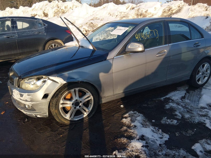2009 Mercedes-Benz C 300 Luxury 4Matic/Sport 4Matic