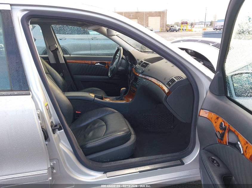 2003 Mercedes-Benz E 320