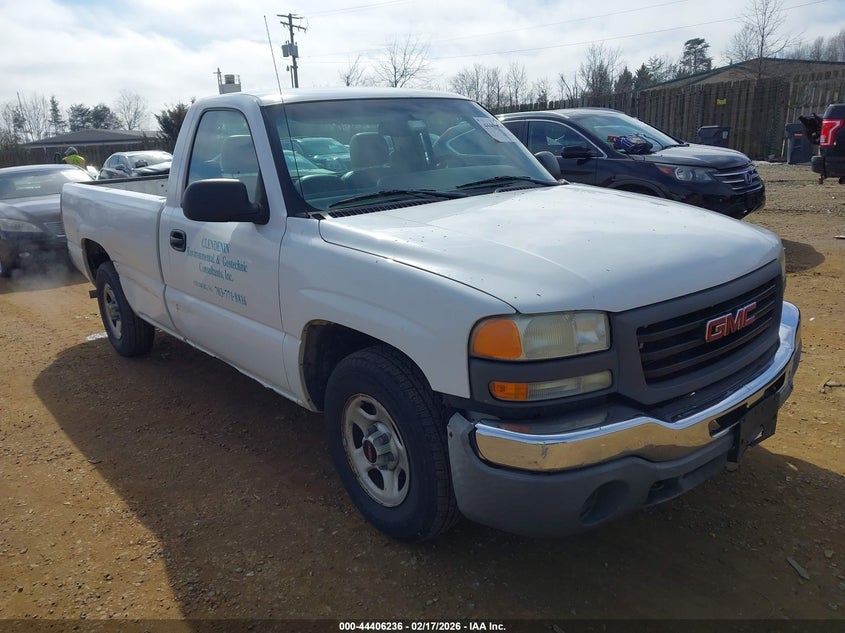 2004 GMC Sierra 1500 Work Truck