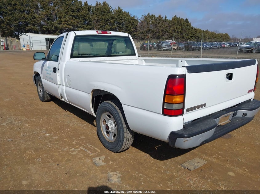 2004 GMC Sierra 1500 Work Truck