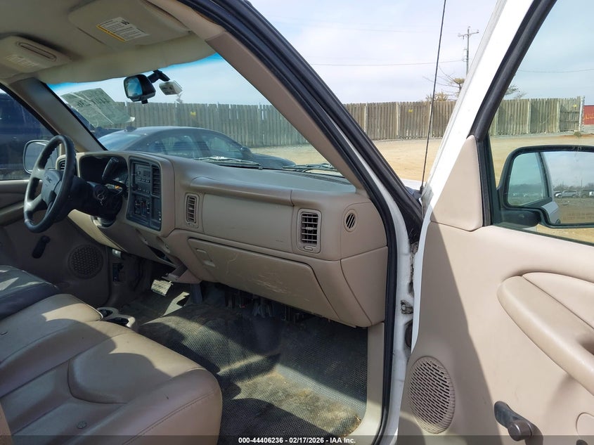 2004 GMC Sierra 1500 Work Truck