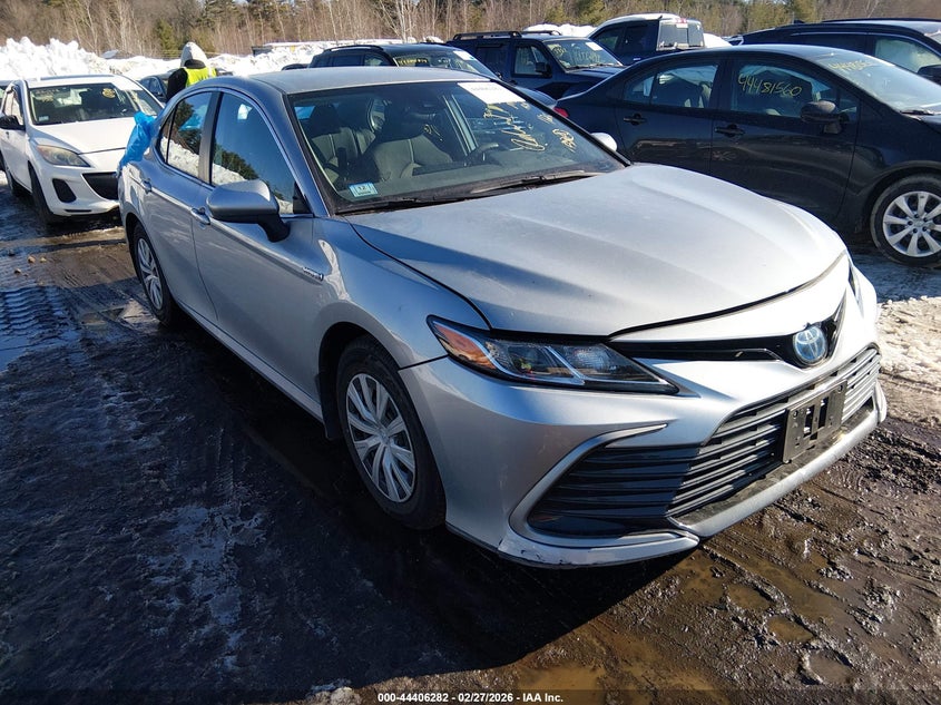 2021 Toyota Camry Le Hybrid