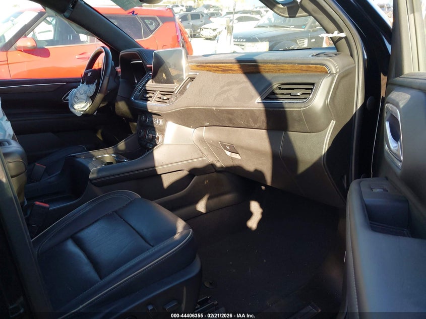 2022 Chevrolet Suburban 4Wd Premier