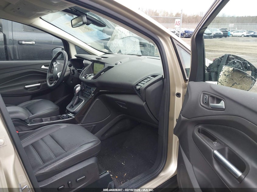 2017 Ford C-Max Energi Titanium