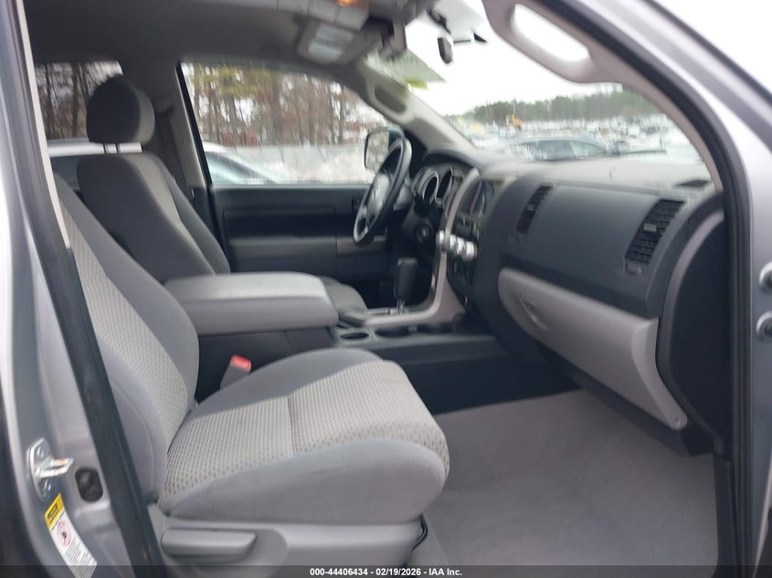 2010 Toyota Tundra Grade 5.7L V8