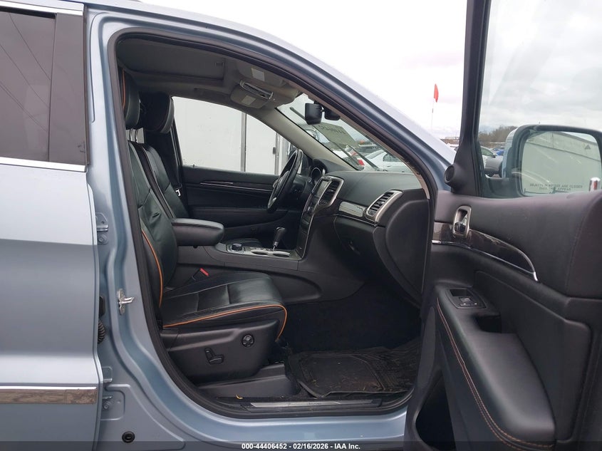 2013 Jeep Grand Cherokee Overland Summit