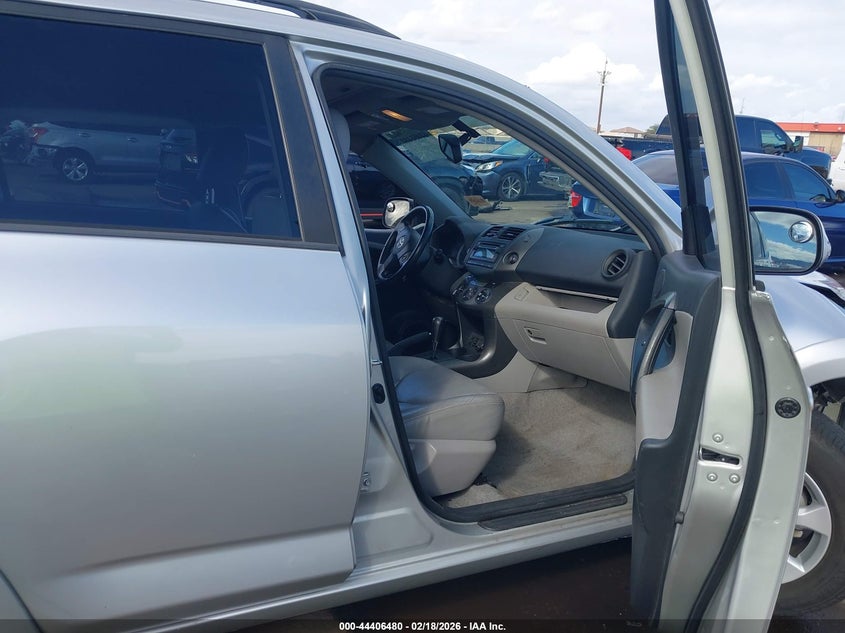 2012 Toyota Rav4 Limited V6