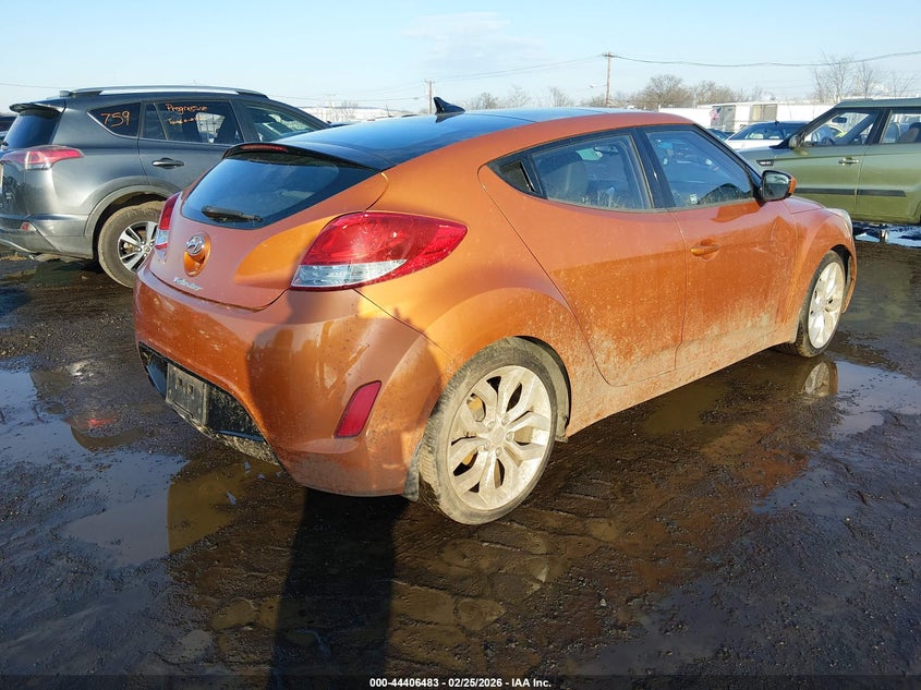 2012 Hyundai Veloster Base W/Black