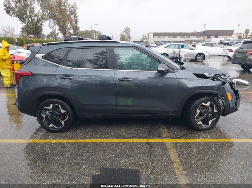 VIN KNDER2AA2S7796839 2025 KIA SELTOS EX
