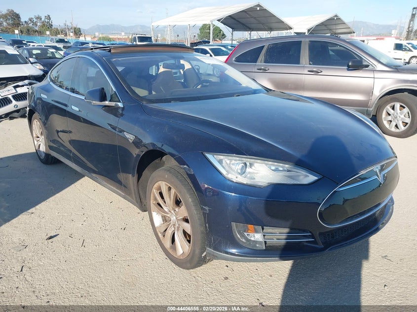 2014 Tesla Model S