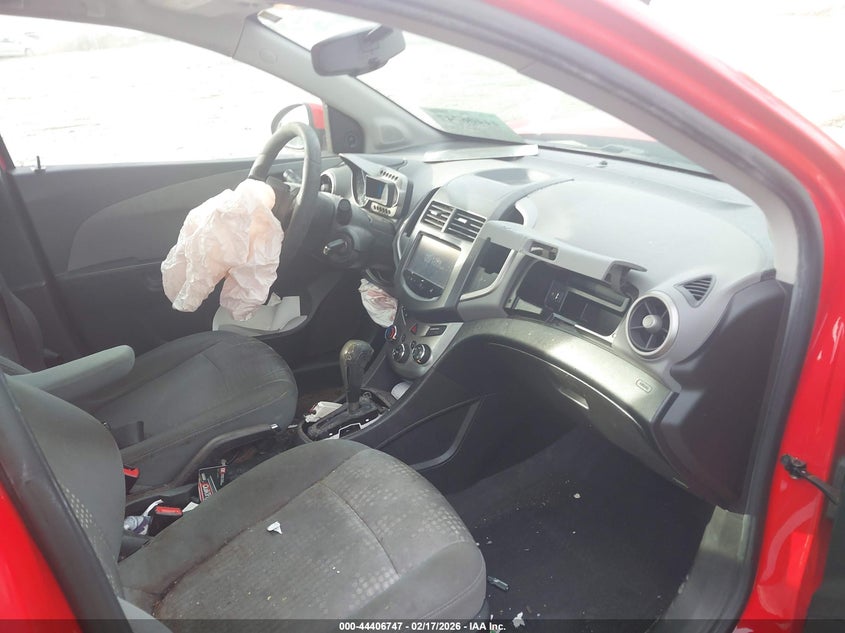 2014 Chevrolet Sonic Ls Auto