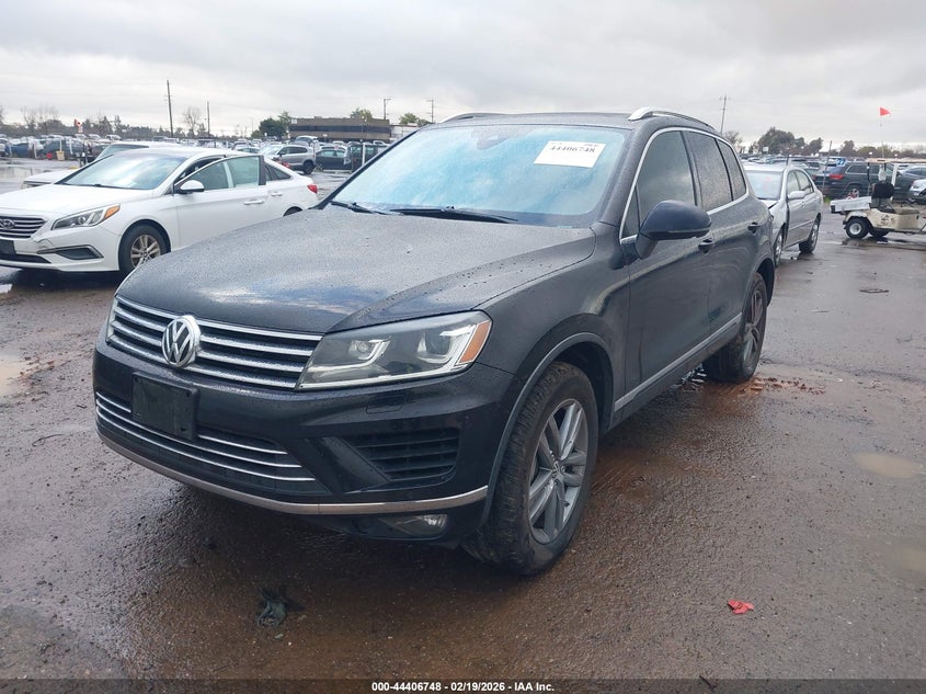 2016 Volkswagen Touareg Vr6 Lux