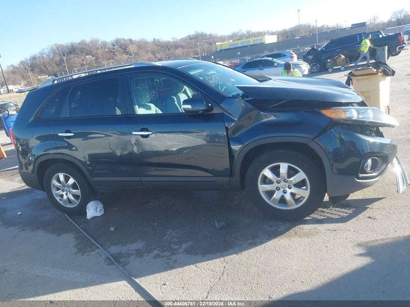 2013 Kia Sorento Lx VIN: 5XYKT3A69DG313228 Lot: 44406781