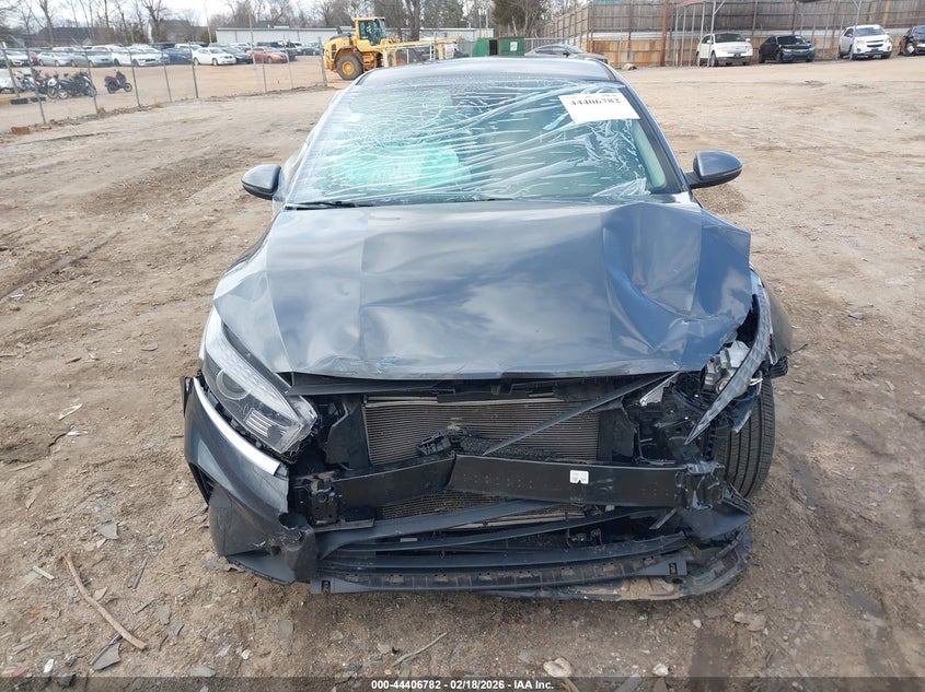 VIN 3KPF24AD8PE601591 2023 KIA FORTE LXS