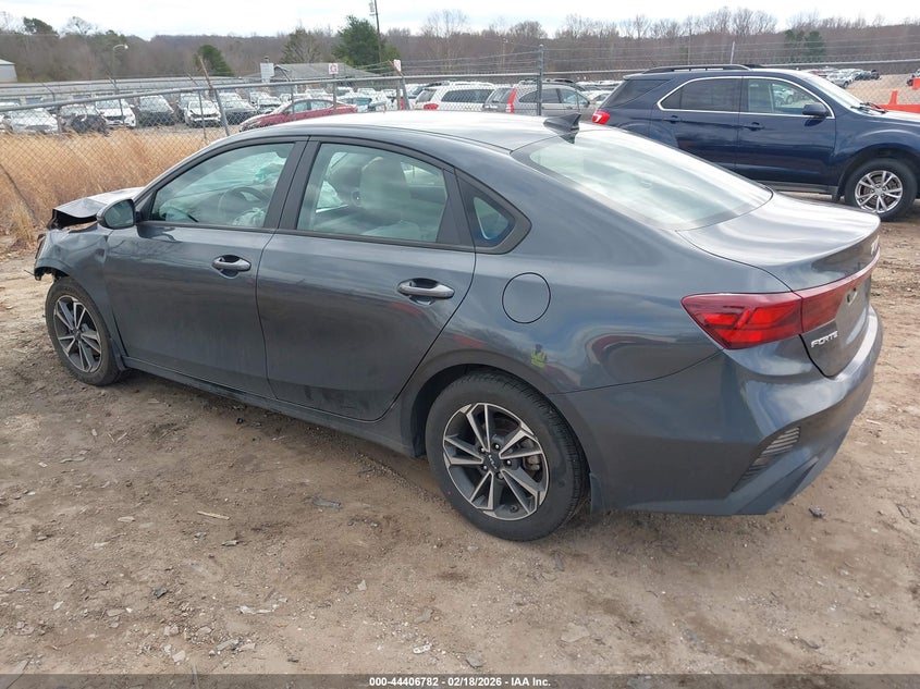 VIN 3KPF24AD8PE601591 2023 KIA FORTE LXS