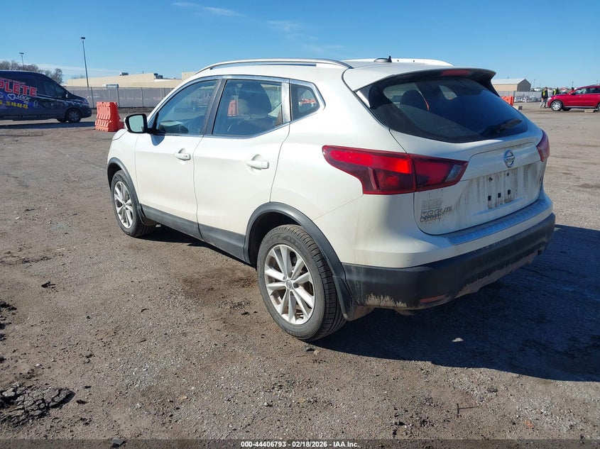 2017 Nissan Rogue Sport Sv