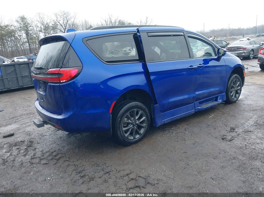 2021 Chrysler Pacifica Touring L