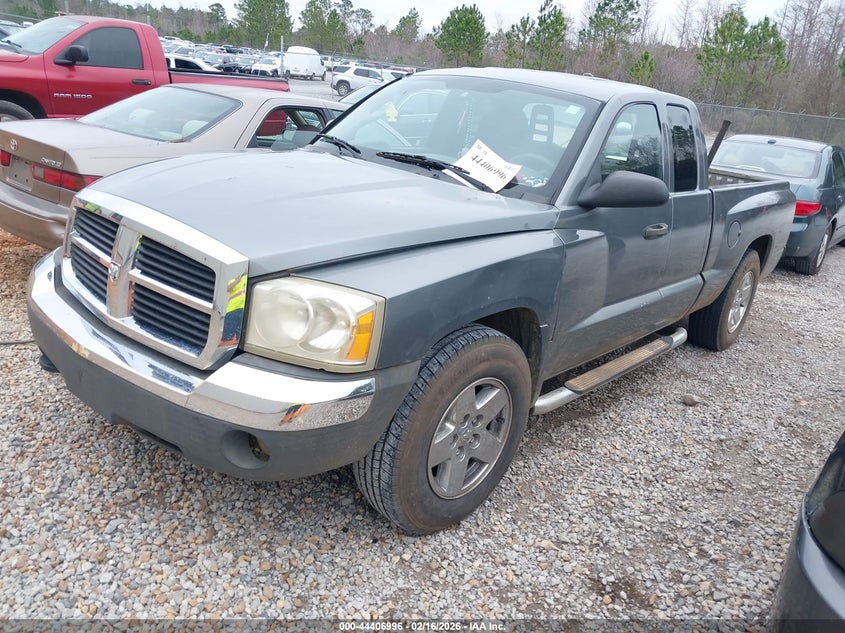 2005 Dodge Dakota Slt