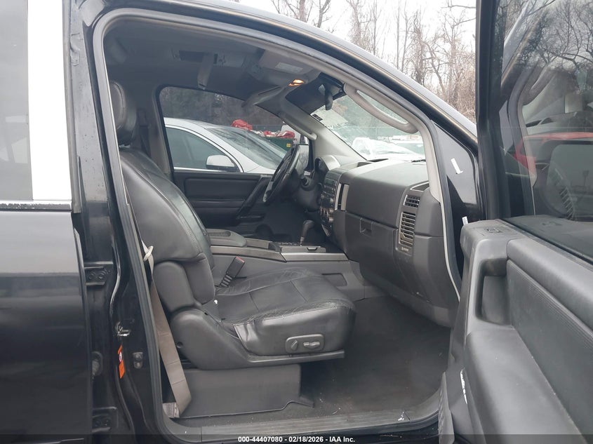 2005 Nissan Armada Se