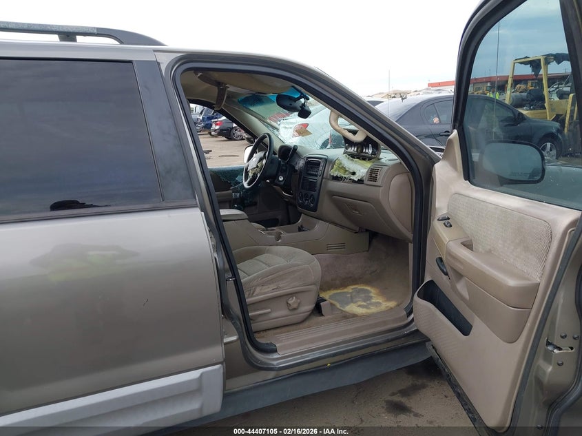 2002 Ford Explorer Xlt