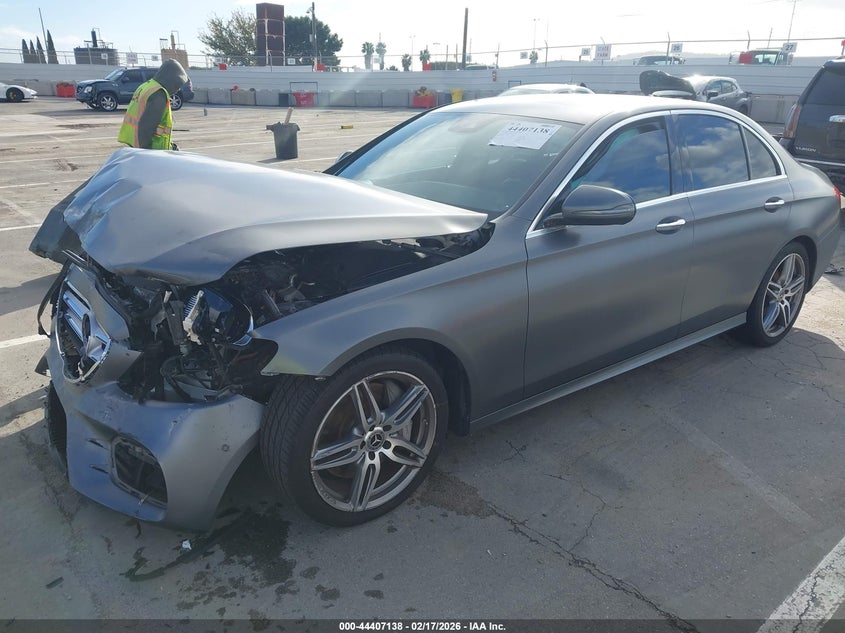 2017 Mercedes-Benz E 300