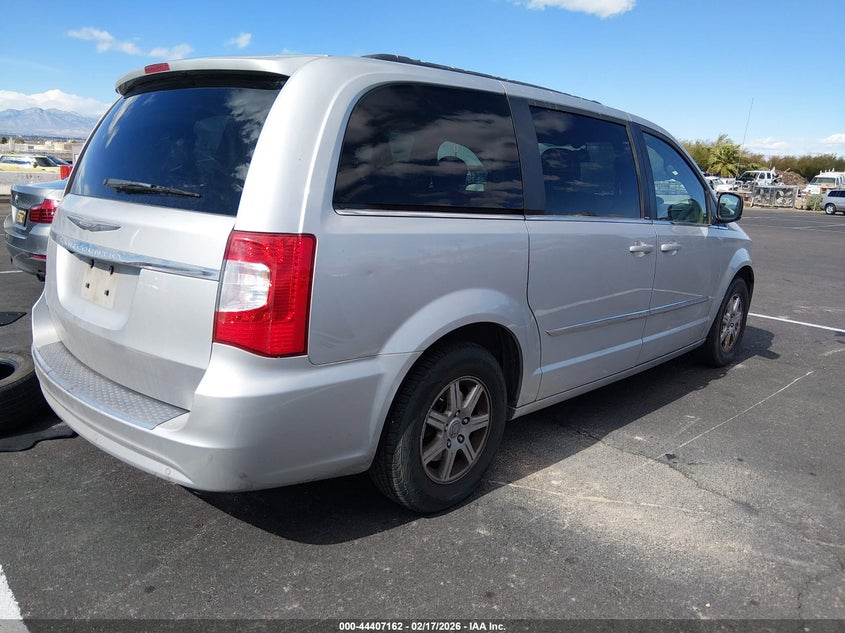 2011 Chrysler Town & Country Touring