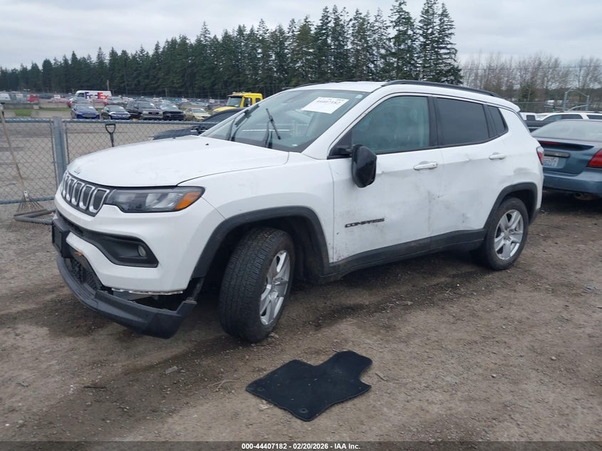 2022 Jeep Compass Latitude Fwd
