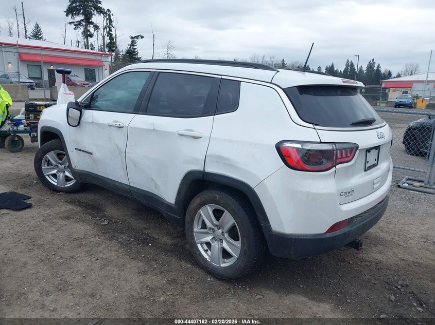 2022 Jeep Compass Latitude Fwd