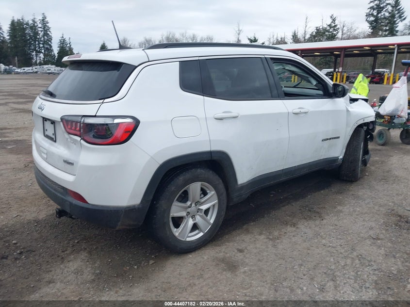2022 Jeep Compass Latitude Fwd