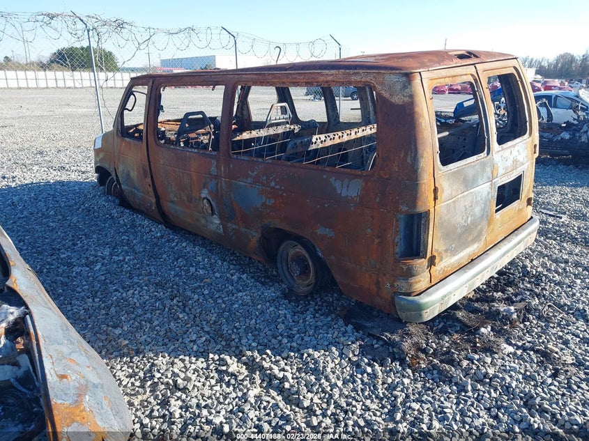 2003 Ford E-350 Super Duty Xl/Xlt