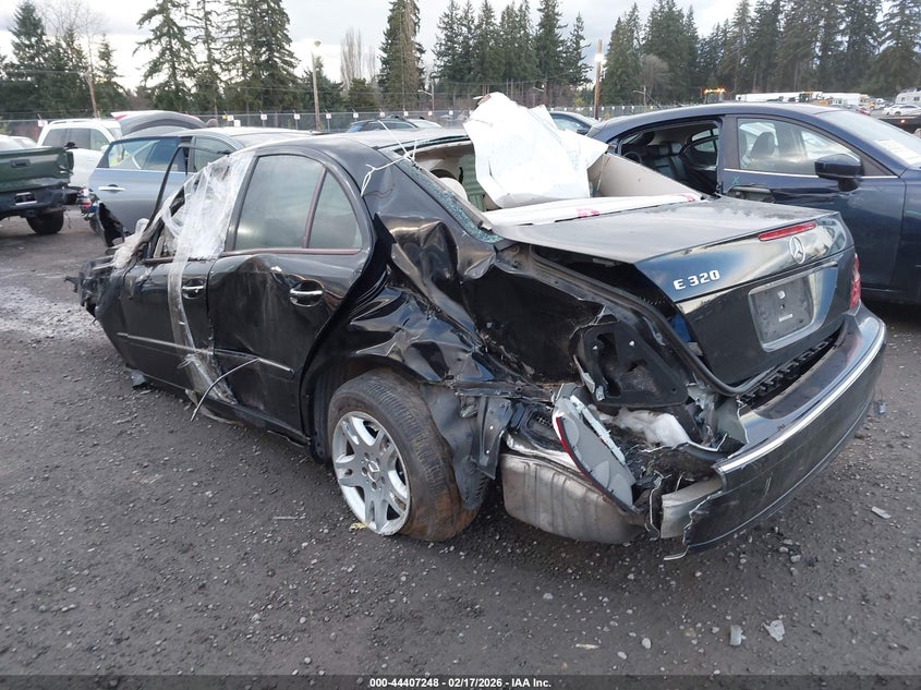 2003 Mercedes-Benz E 320